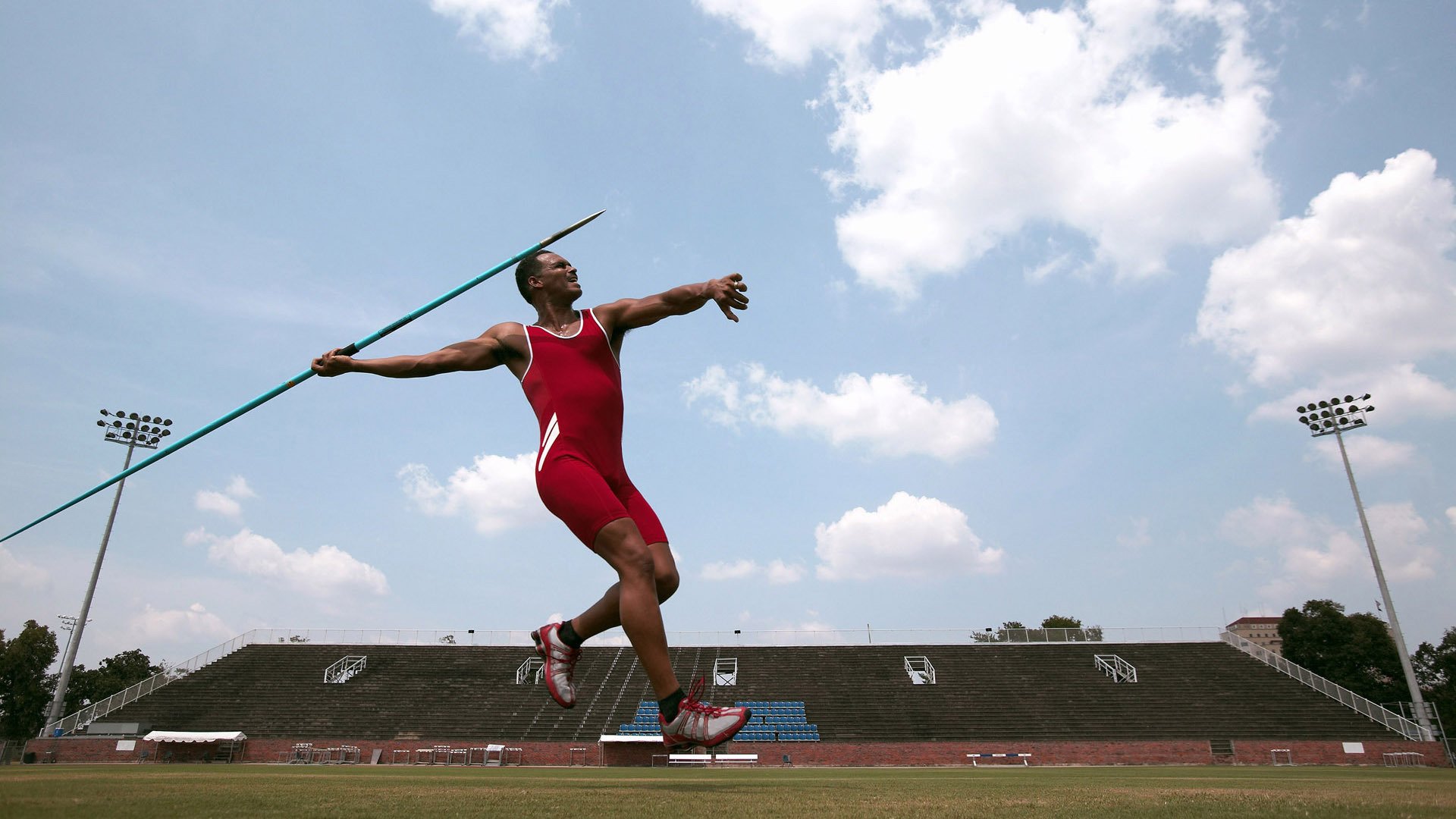 开云体育网站入口-传球视野宽广的前锋战术价值解读，传球最好的大前锋